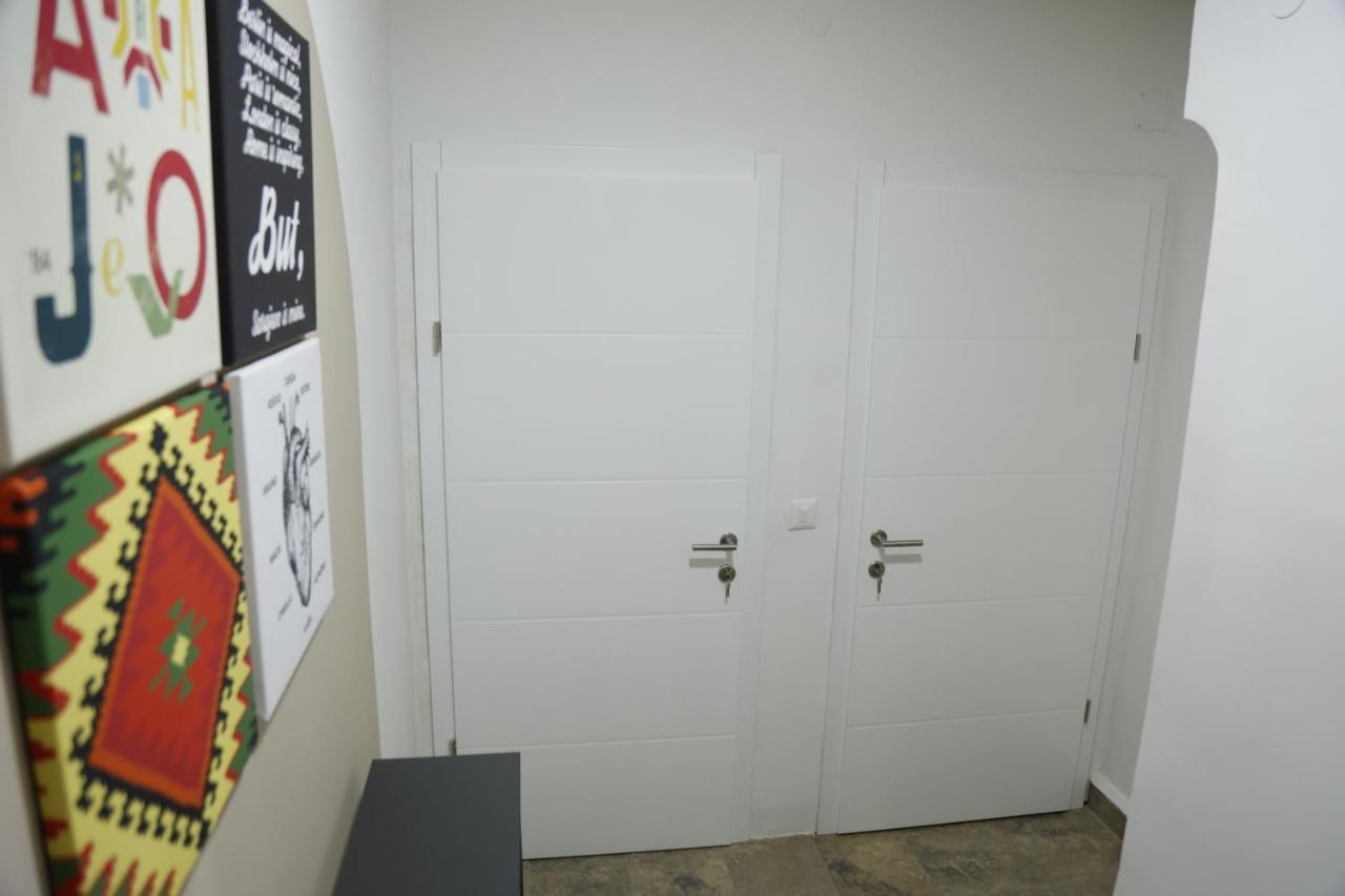 Blue And Rose Cozy - Quiet In The Best Location - Self Check-In - 5Th Floor With Elevator Сараєво Екстер'єр фото